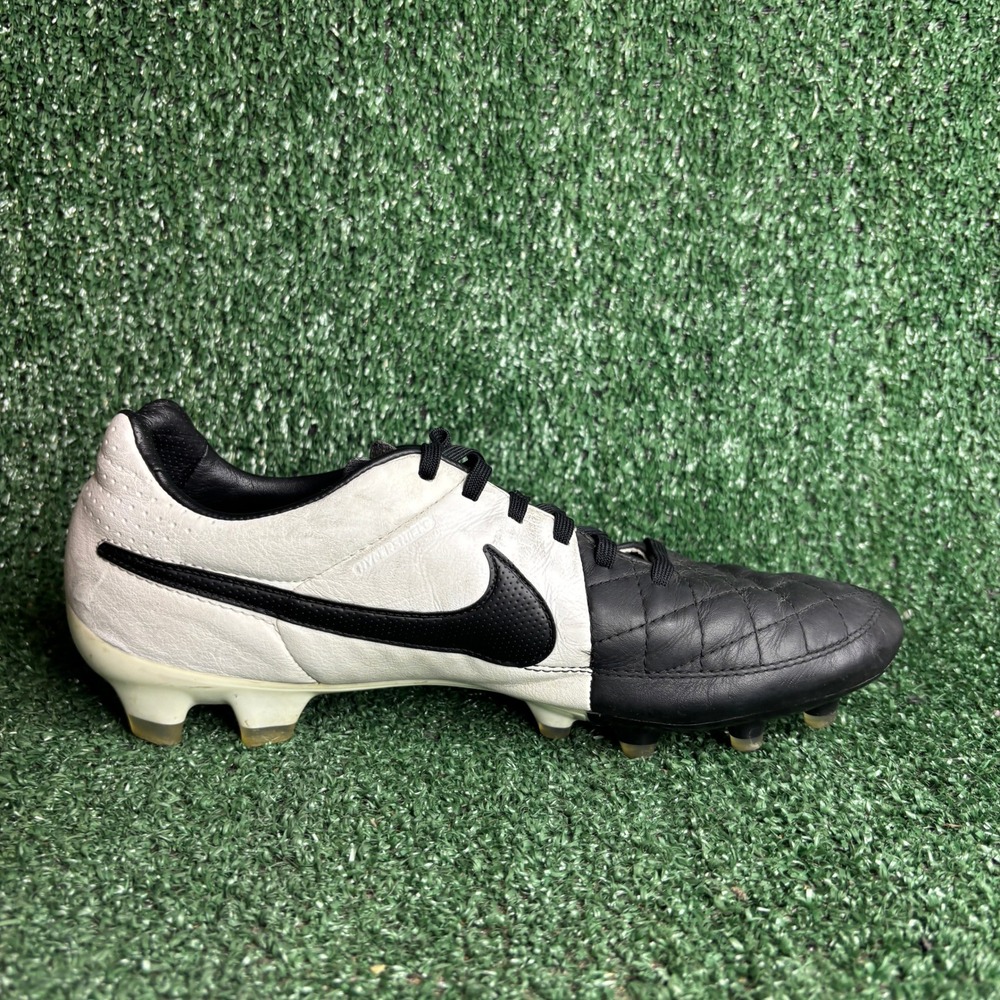 Nike Tiempo Legend V Leather Firm Ground Panda Soccer Cleat Black White Mens 8.5 - Picture 6 of 12